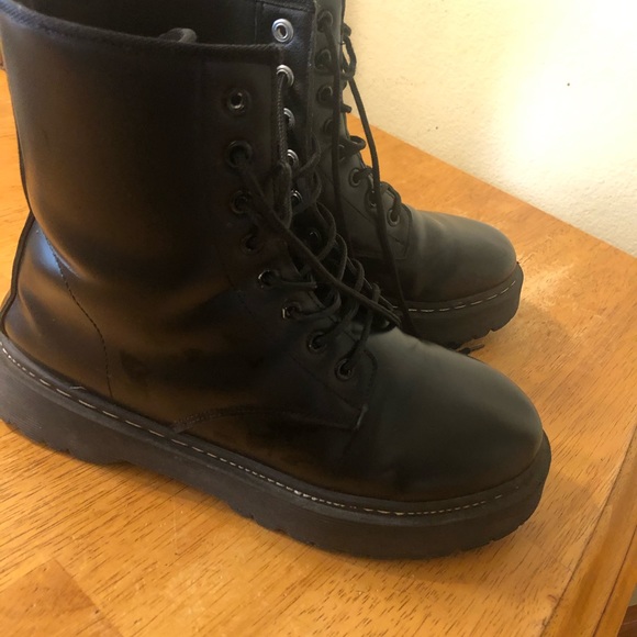 Doc martens - Picture 3 of 4